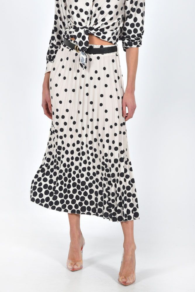 Polka dots with belt
