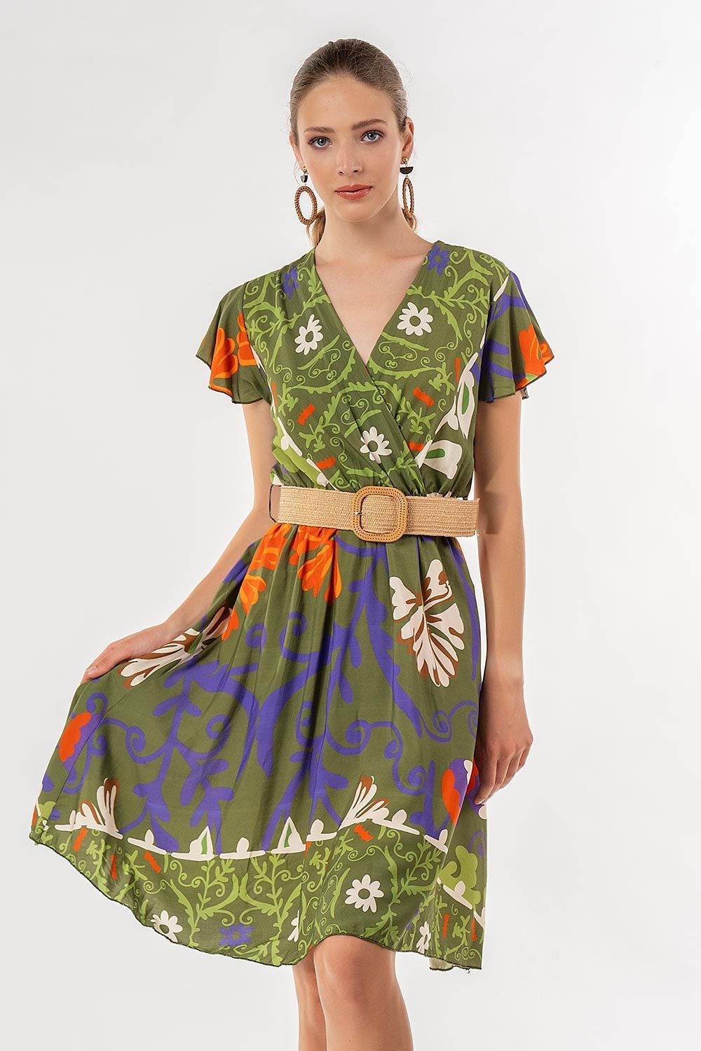 Floral midi dress with belt 