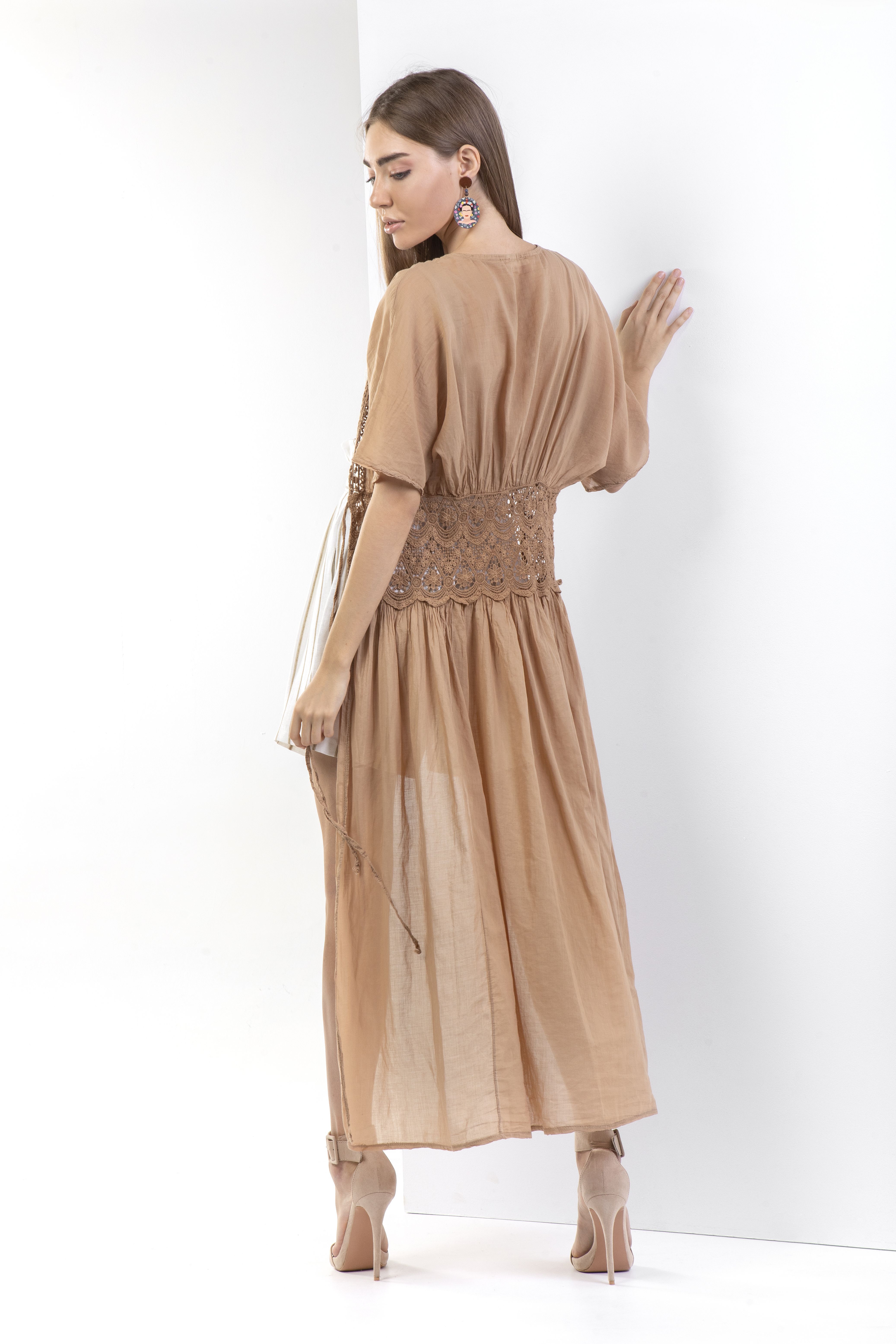 Manteuau with lace