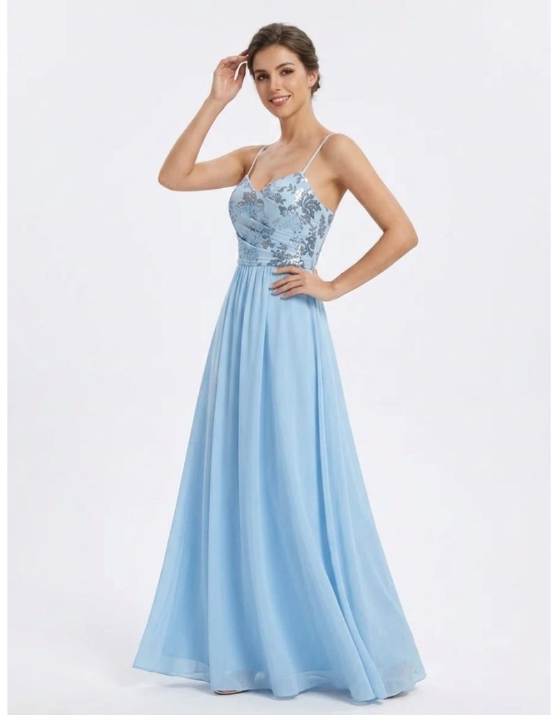 "Starlight Sequin Maxi" Φωτογραφία από "Starlight Sequin Maxi"