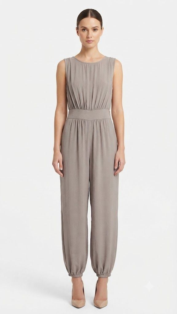 Effortless Elegance Jumpsuit Φωτογραφία από Effortless Elegance Jumpsuit