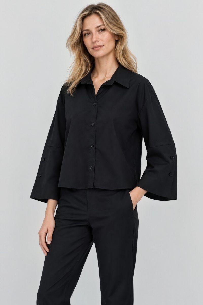 SHIRT WITH WIDE SLEEVES Φωτογραφία από SHIRT WITH WIDE SLEEVES