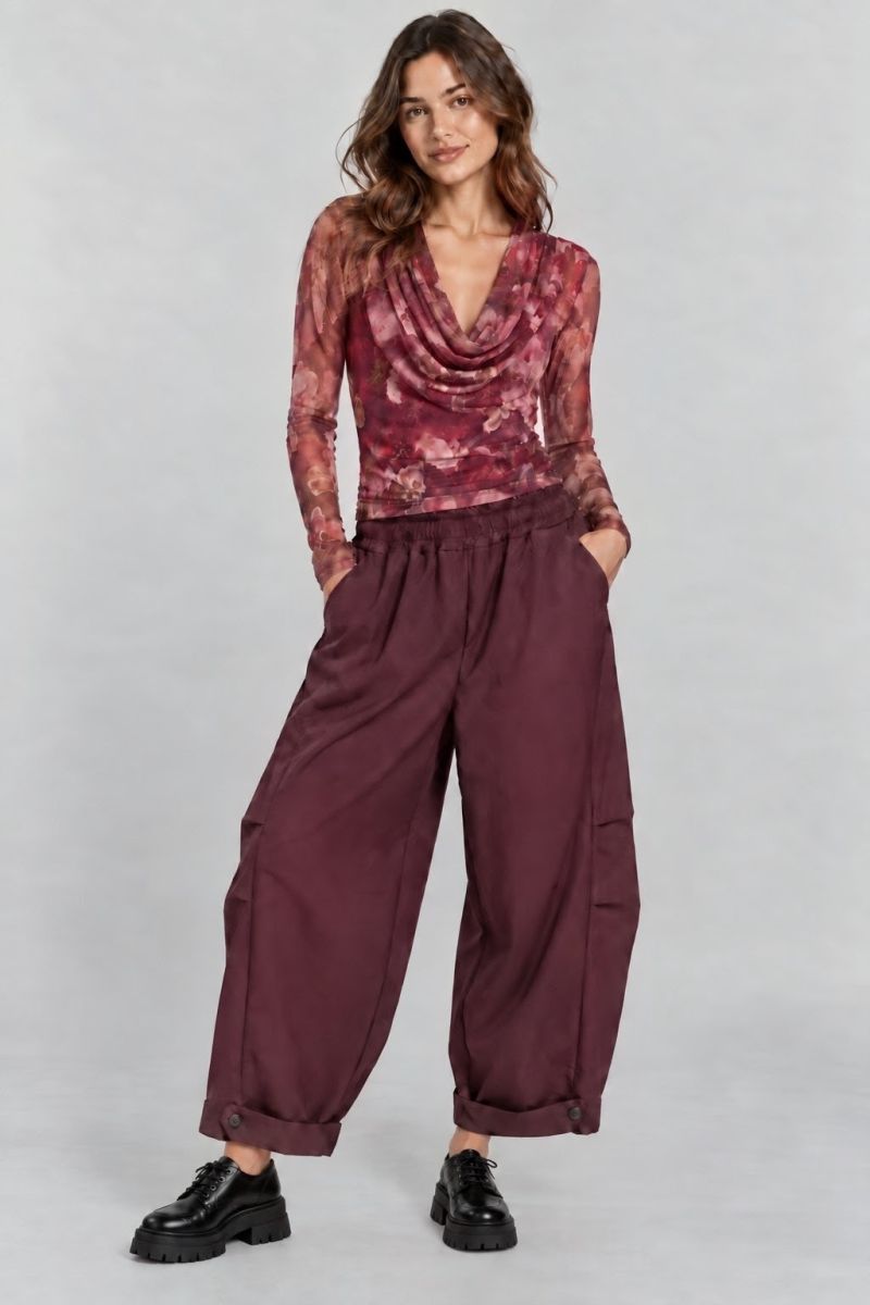 WIDE LEG BARELL PANTS Φωτογραφία από WIDE LEG BARELL PANTS